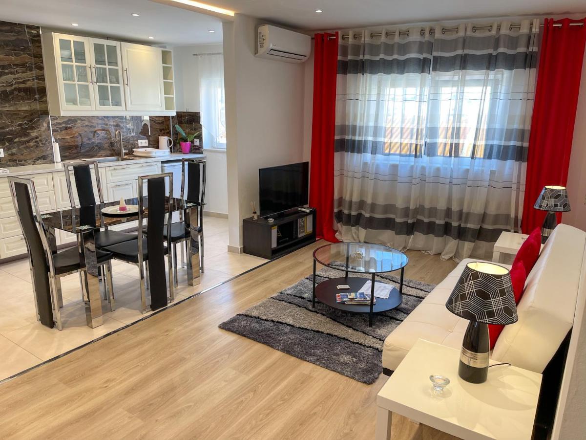 Casa Boemia Apartment ลากอส ภายนอก รูปภาพ