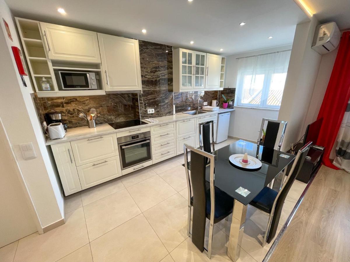 Casa Boemia Apartment ลากอส ภายนอก รูปภาพ